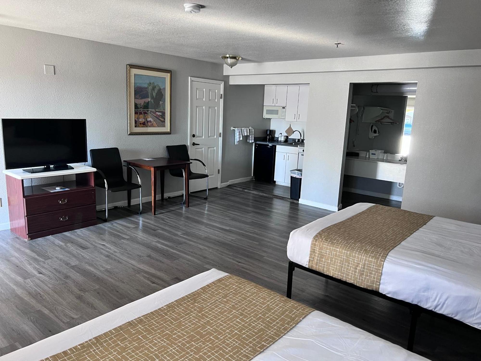 Travelodge By Wyndham Redding Ca Екстериор снимка